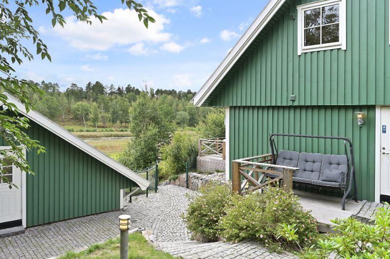 Renovering av tätskikt & nytt plåttak på garage, Trångsund, Stortorp